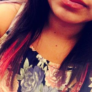 Meet your Posher, Estrella